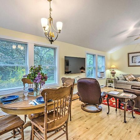 Charming Retreat Near Downtown Frankfort And Beaches Exterior photo
